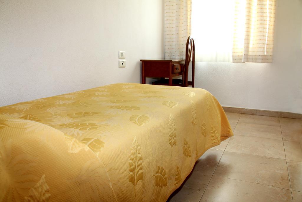 Hostal Restaurante La Masia Vila-real Zewnętrze zdjęcie