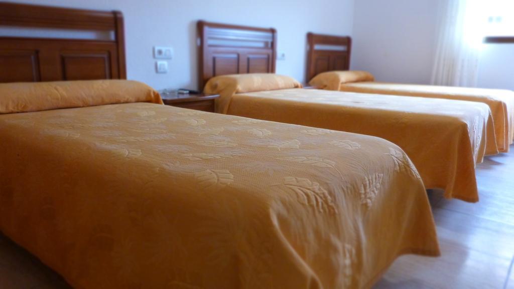 Hostal Restaurante La Masia Vila-real Zewnętrze zdjęcie