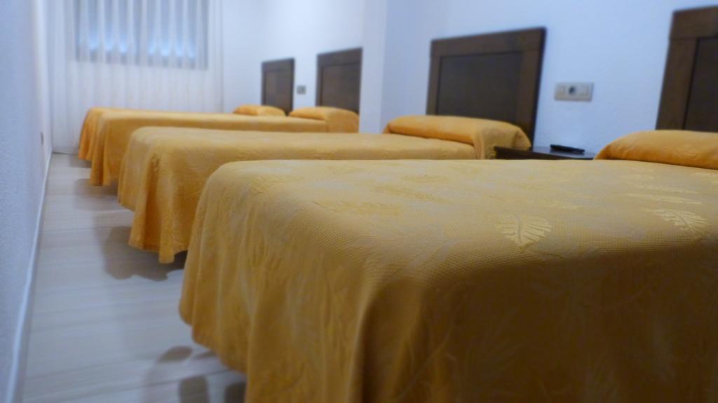 Hostal Restaurante La Masia Vila-real Zewnętrze zdjęcie
