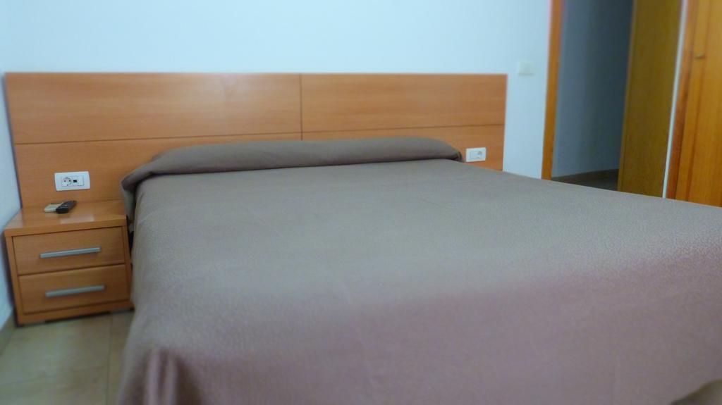 Hostal Restaurante La Masia Vila-real Zewnętrze zdjęcie