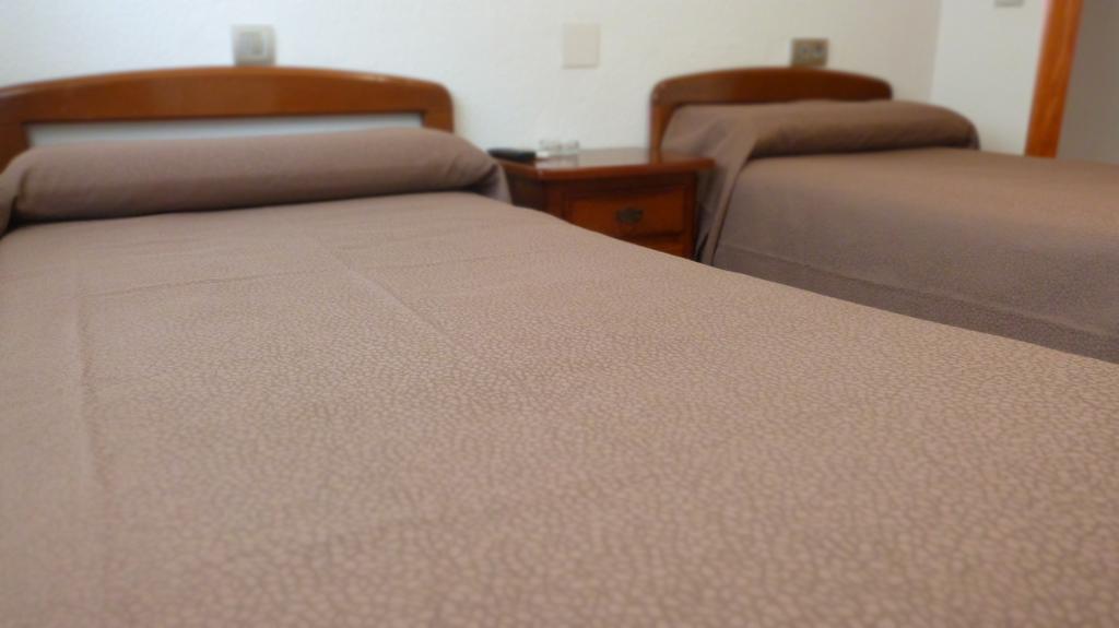 Hostal Restaurante La Masia Vila-real Zewnętrze zdjęcie